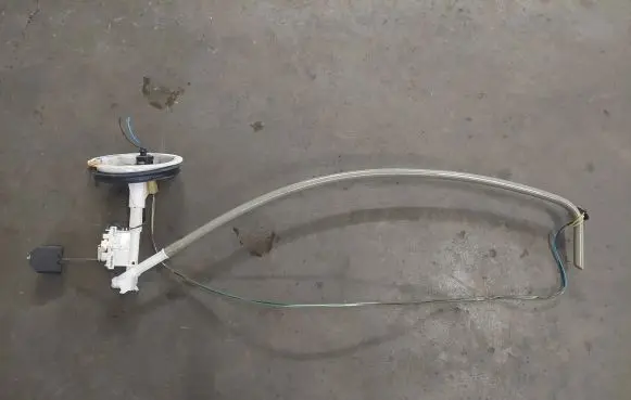 Audi A6 S6 C5 4B Fuel level sensor 