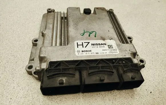 Nissan Qashqai Engine control unit/module 23710BB58E 0281019035 1039S54828