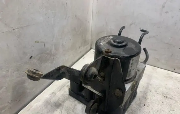 Mazda 3 I ABS Pump 3M512C405HA