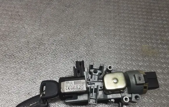 Mazda 2 Ignition lock GJ6A66938A