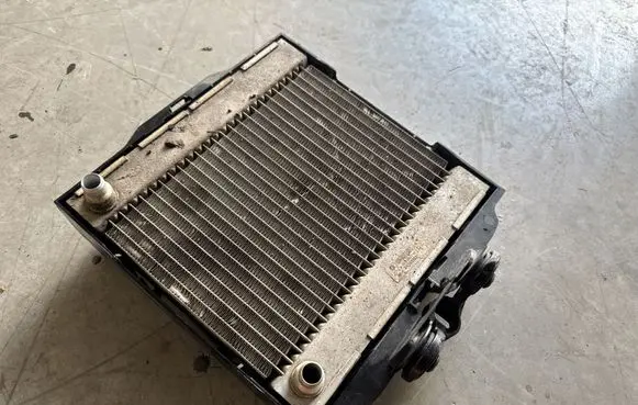 BMW 5 F10 F11 Optional radiator 7806190 7805630