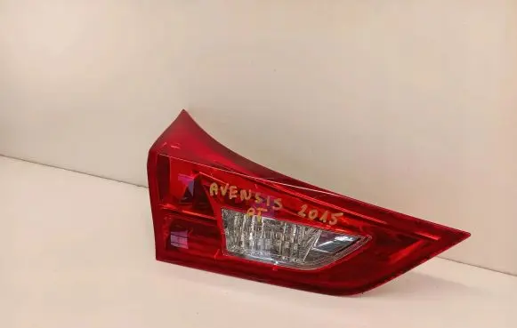 Toyota Auris E180 Tailgate rear/tail lights