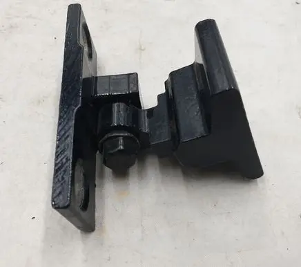 BMW 5 E60 E61 Rear door upper hinge 7068087