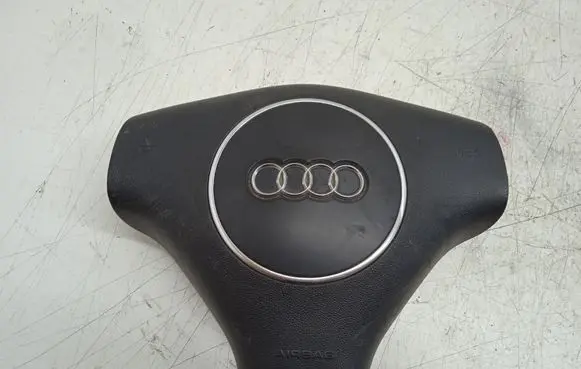 Audi A3 S3 8P Steering wheel airbag 8E0880201AT
