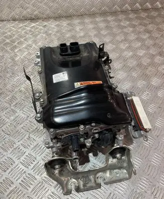 Toyota Yaris XP210 Voltage converter inverter G9200-K0011