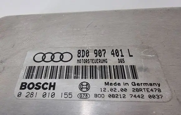 Audi A4 S4 B5 8D Engine control unit/module 8D0907401L