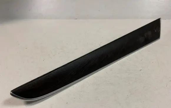 Audi Q5 SQ5 Front door trim bar 8R0867410C 8R0867410CAJ3
