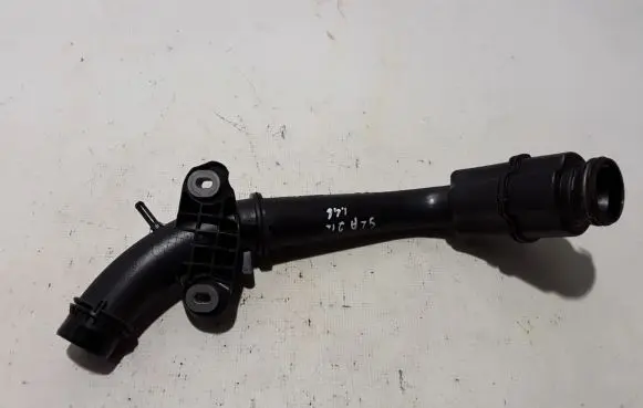Mercedes-Benz GLA H247 Intercooler hose/pipe A2820981200