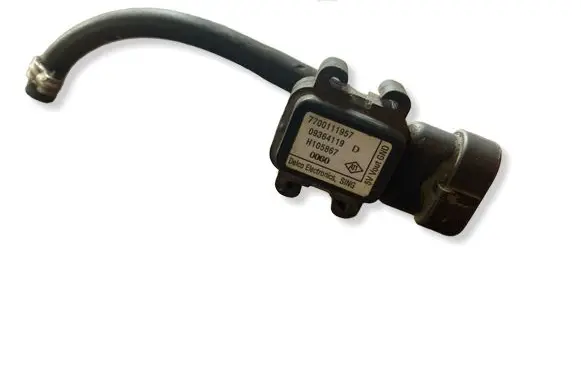 Renault Scenic II - Grand scenic II Air pressure sensor 7700111957
