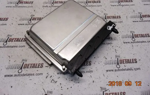 Volvo XC90 Engine control unit/module 30668479A