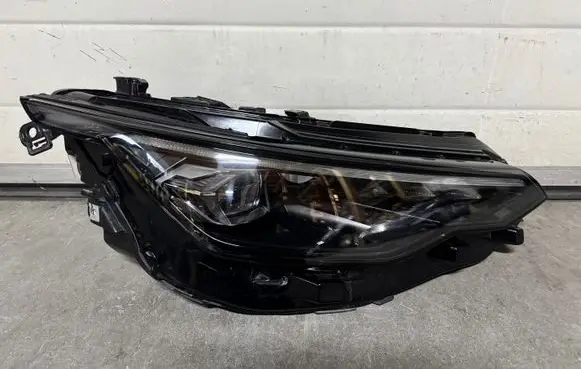 Volkswagen Golf VIII Headlight/headlamp 5H1941060T