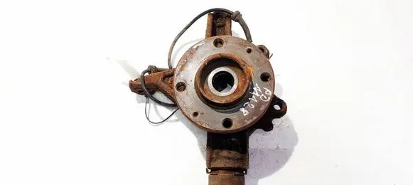 Citroen C4 Grand Picasso Front wheel hub 