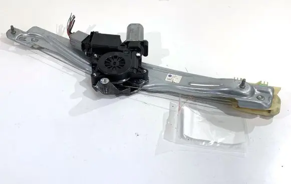 Opel Insignia B Rear door window regulator with motor 3917657