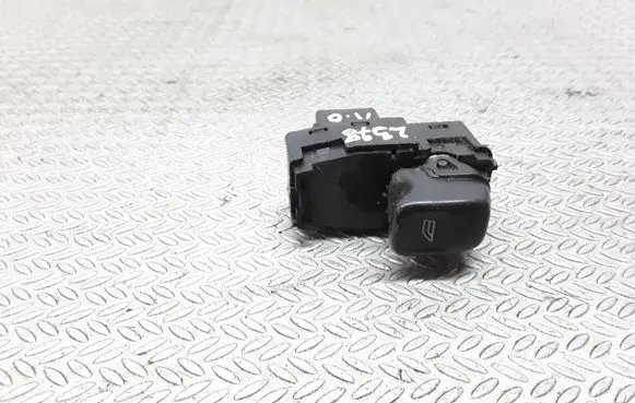Volvo S60 Electric window control switch 8685288