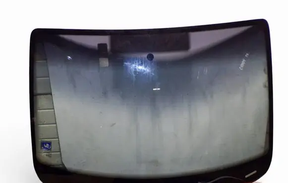 Volkswagen Caddy Front windscreen/windshield window 43R001531