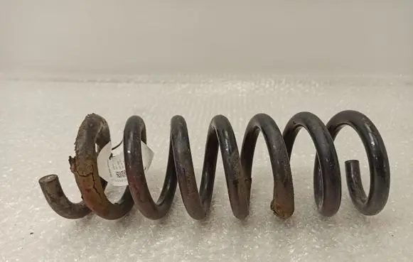 Mercedes-Benz C W204 Rear coil spring
