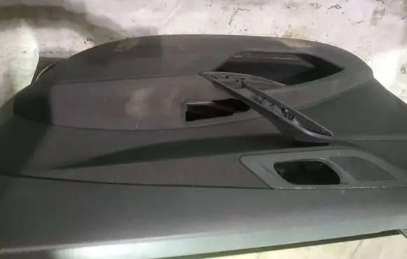 Peugeot 508 Front door card panel trim