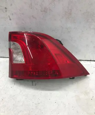 Volvo S60 Rear/tail lights 1090028