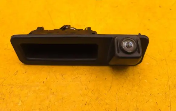 BMW 3 G20 G21 Tailgate handle with camera 9495742 7405635 7405634