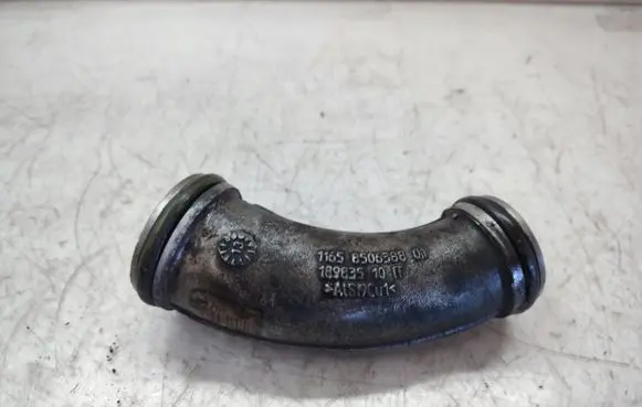 BMW X5 F15 Air intake hose/pipe 8506388