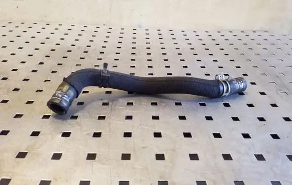 Jaguar XF X250 Engine coolant pipe/hose