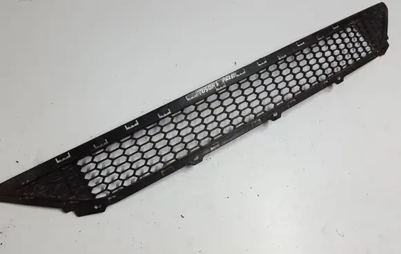 Hyundai Tucson TL Front bumper lower grill 86561D7000XATOP 86561D7000