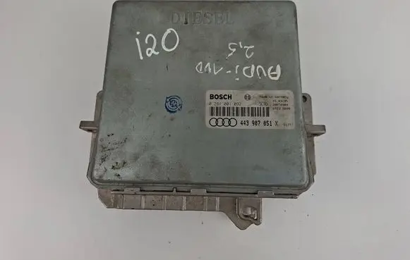 Audi 100 S4 C4 Engine control unit/module 443907051X 0281001092