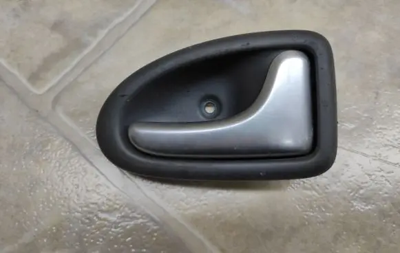 Renault Scenic I Front door interior handle 8200028995