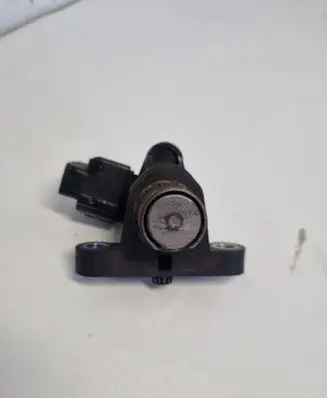 Volvo V70 Crankshaft position sensor 30637803