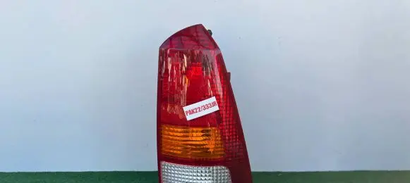 Ford Focus Rear/tail lights 1M51-13404-CB