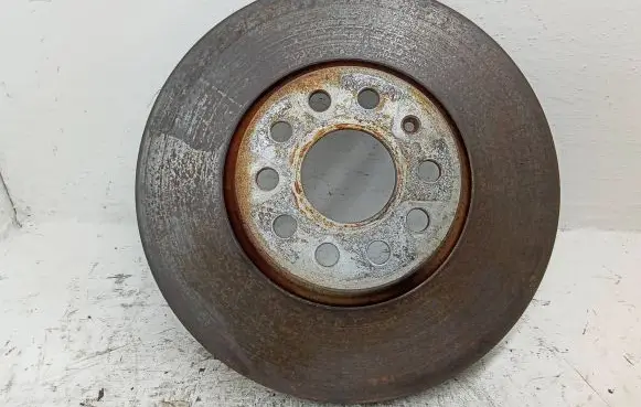 Volkswagen PASSAT B6 Front brake disc