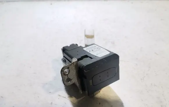 Toyota Corolla Verso AR10 Ignition key card reader 6263990000