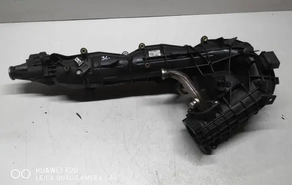 BMW 5 F10 F11 Intake manifold 4733059