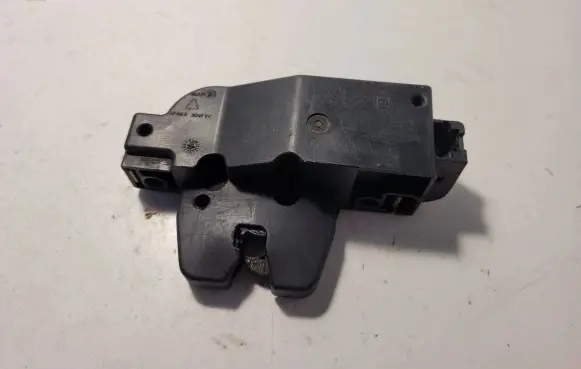 Peugeot 307 Loading door lock 9652301980 17010604790