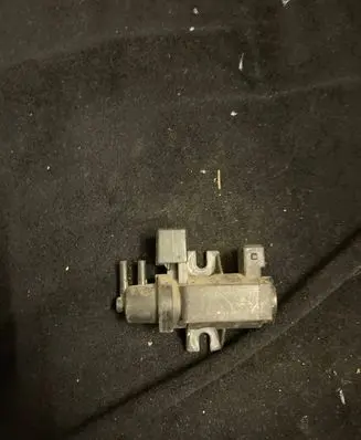 BMW 5 E60 E61 Turbo solenoid valve 7796634