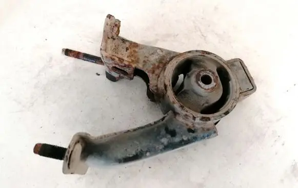 Toyota Corolla E120 E130 Engine mount bracket 1237127020 12371-27020