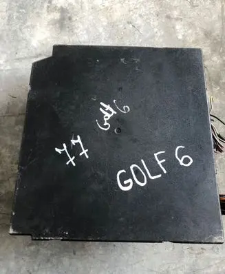 Volkswagen Golf VI Fuse box set 1K0937084B