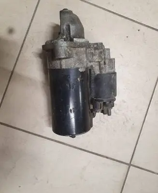 BMW 5 E39 Starter motor 1740374 0001108157