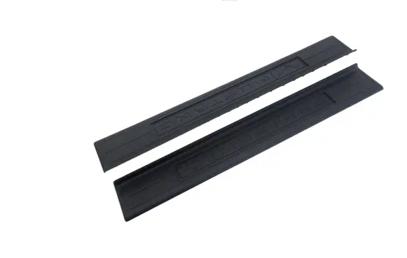 Ford Mustang VI Front sill trim cover FR3B6313222