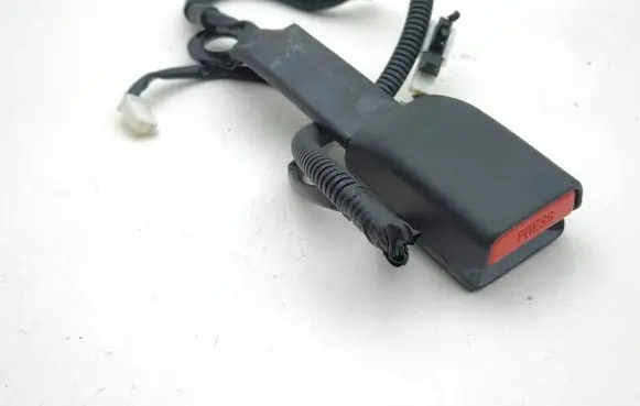 Infiniti Q50 Front seatbelt buckle FY161A