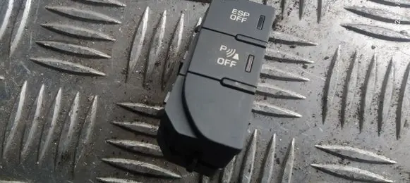 Citroen C5 ESP (stability program) switch 