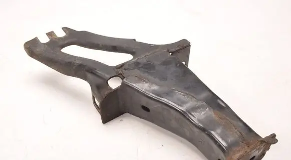 Volvo XC60 Front bumper foam support bar 