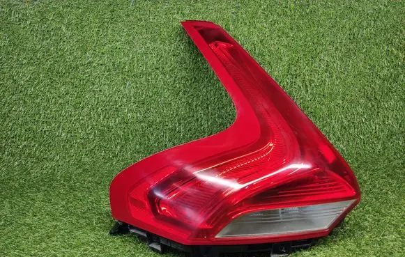 Volvo V40 Rear/tail lights 31395844