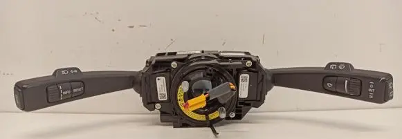 Volvo XC70 Headlight wiper switch 31254837