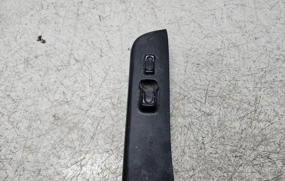Opel Frontera B Electric window control switch 9971745851