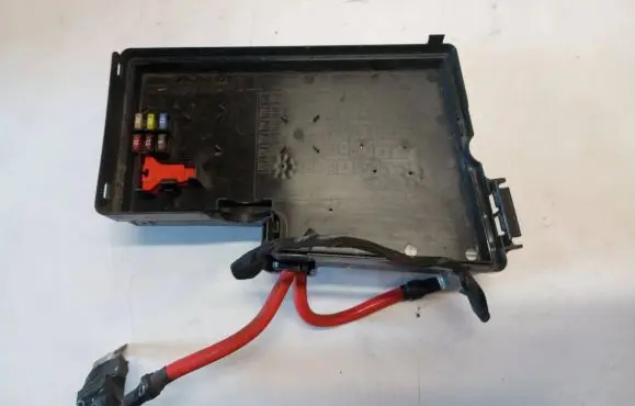 Volvo V40 Fuse box set 31409547