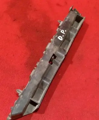 Citroen C5 Front bumper mounting bracket 9681058880