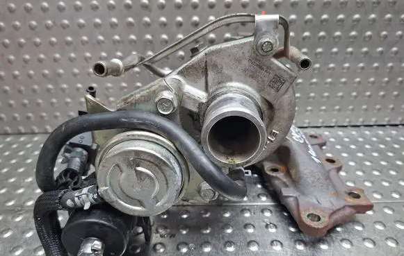 Renault Clio IV Turbo S27635912 144108035R