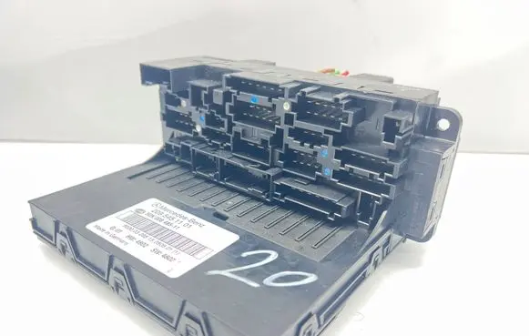 Mercedes-Benz CLK A209 C209 Fuse module 2095451101 5DK00848511