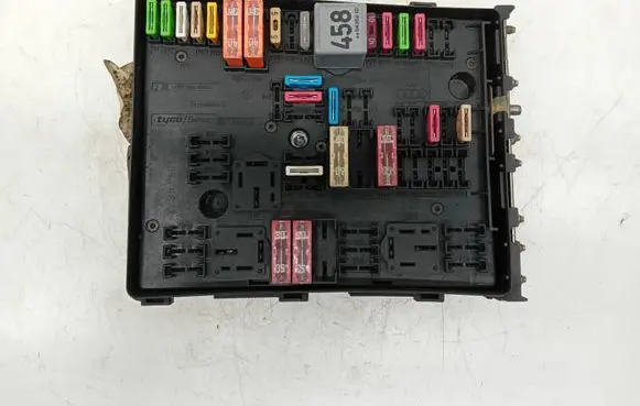 Seat Toledo III (5P) Fuse module 1K0937124